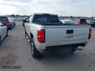 2015 Chevrolet Silverado 1500 LT with VIN 3GCPCREC5FG256216, listed as a IAAI auction lot 41598523 with 172,575 mi miles. Bid and sale history available at carsss.com. Image 3.