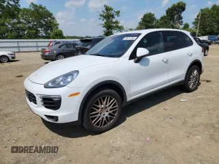 2016 Porsche Cayenne S z VIN WP1AB2A22GLA94464, wystawiony jako Copart lot #66417055 z przebiegiem 132 785 mil mil oraz Czysty tytuł • Clean title. Historia ofert i sprzedaży dostępna na DreamBid. Obrazek 1.