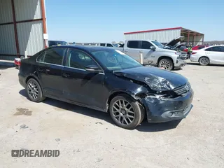 2012 Volkswagen Jetta SEL с VIN 3VWLP7AJ5CM404581, выставлен на аукционе IAAI как лот 41844457 с пробегом 174 129 миль миль и . История ставок и продаж доступна на DreamBid. Изображение 1.