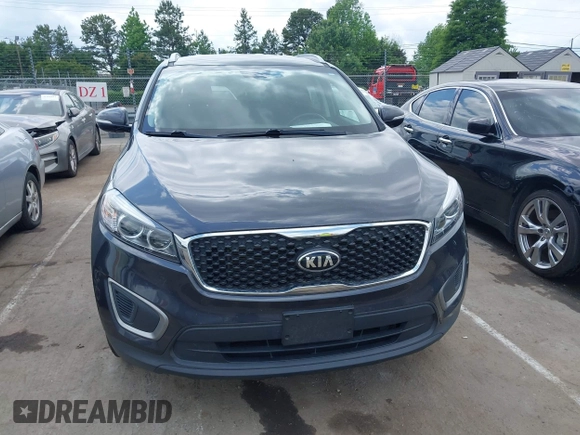 2016 Kia Sorento LX with VIN 5XYPG4A3XGG117695, listed as a IAAI auction lot 42158518 with 86,318 mi miles. Bid and sale history available at carsss.com. Image 12.
