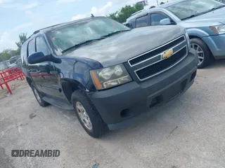 2007 Chevrolet Tahoe LT with VIN 1GNFC13097J100936, listed as a IAAI auction lot 42609919 with 154,282 mi miles and . Bid and sale history available at DreamBid. Image 1.