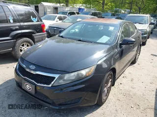 2011 Kia Optima LX with VIN KNAGM4A71B5055033, listed as a IAAI auction lot 42047870 with 286,173 mi miles and . Bid and sale history available at carsss.com. Image 2.