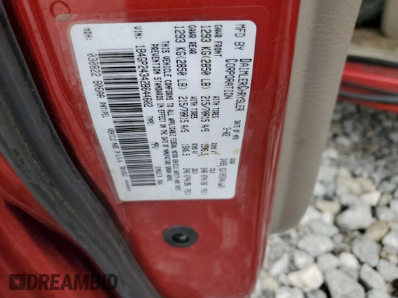2002 Dodge Caravan SE with VIN 1B4GP24342B644602, listed as a Copart auction lot 84796844 with 216,626 mi miles and Salvage Title. Bid and sale history available at carsss.com. Image 13.