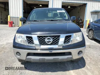 2010 Nissan Frontier Pro-4X z VIN 1N6AD0EV4AC423903, wystawiony jako Copart lot #56483965 z przebiegiem 170 442 mil mil oraz Szkoda całkowita • Salvage title. Historia ofert i sprzedaży dostępna na DreamBid. Obrazek 5.