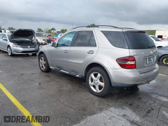 2008 Mercedes-Benz M 320 CDI with VIN 4JGBB22E98A388581, listed as a IAAI auction lot 41986595 with 142,857 mi miles and . Bid and sale history available at DreamBid. Image 3.