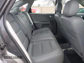 2006 Ford Five Hundred SEL with VIN 1FAFP24106G147137, listed as a IAAI auction lot 41823911 with 132,936 mi miles. Bid and sale history available at carsss.com. Image 8.