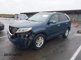 2015 Kia Sorento LX with VIN 5XYKT4A63FG590482, listed as a IAAI auction lot 41477333 with 207,079 mi miles. Bid and sale history available at carsss.com. Image 17.