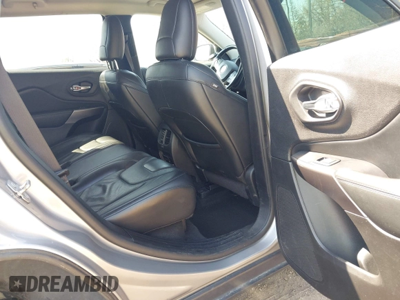 2020 Jeep Cherokee Limited z VIN 1C4PJMDX0LD627840, wystawiony jako IAAI lot #42064116 z przebiegiem 65 092 mil mil oraz . Historia ofert i sprzedaży dostępna na DreamBid. Obrazek 8.
