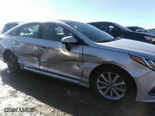 2016 Hyundai Sonata 2.4L Sport with VIN 5NPE34AF3GH415236, listed as a IAAI auction lot 41635896 with 82,333 mi miles. Bid and sale history available at carsss.com. Image 6.