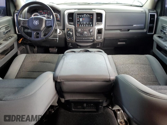 2019 Ram 1500 Big Horn z VIN 1C6RR7TT4KS695769, wystawiony jako Copart lot #43928175 z przebiegiem 85 304 mil mil oraz Szkoda całkowita • Salvage title. Historia ofert i sprzedaży dostępna na DreamBid. Obrazek 8.
