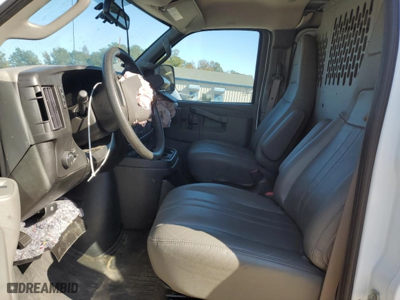 2023 GMC Savana Cargo Van with VIN 1GTW7AFP9P1187775, listed as a Copart auction lot 82986614 with 12,493 mi miles and Salvage Title. Bid and sale history available at carsss.com. Image 7.