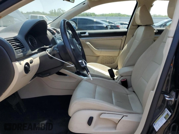 2010 Volkswagen Jetta Limited Edition with VIN 3VWAZ7AJXAM117641, listed as a Copart auction lot 62747675 with 174,407 mi miles and Salvage title. Bid and sale history available at DreamBid. Image 7.