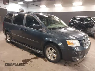 2009 Dodge Grand Caravan SXT z VIN 2D8HN54X79R531953, wystawiony jako IAAI lot #42331512 z przebiegiem 195 050 mil mil oraz . Historia ofert i sprzedaży dostępna na DreamBid. Obrazek 1.