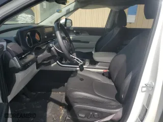 2024 Kia Carnival LX with VIN KNDNB4H3XR6303335, listed as a Copart auction lot 71558034 with 13,389 mi miles and Salvage Title. Bid and sale history available at carsss.com. Image 7.