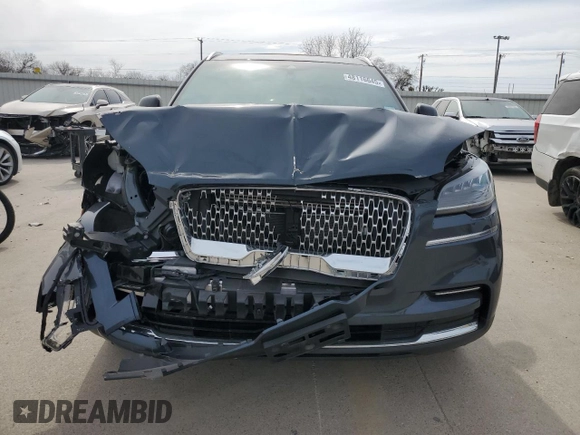 2022 Lincoln Aviator Reserve z VIN 5LM5J7WC2NGL17296, wystawiony jako Copart lot #48116645 z przebiegiem 39 385 mil mil oraz Szkoda całkowita • Salvage title. Historia ofert i sprzedaży dostępna na DreamBid. Obrazek 5.