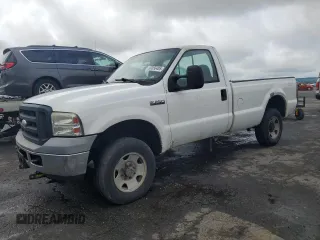 2006 Ford F-250 XL z VIN 1FTNF21516EB36255, wystawiony jako Copart lot #60056485 z przebiegiem 117 481 mil mil oraz Szkoda całkowita • Salvage title. Historia ofert i sprzedaży dostępna na DreamBid. Obrazek 1.