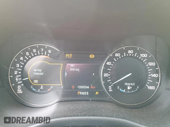 2015 Lincoln MKC z VIN 5LMCJ1A98FUJ18143, wystawiony jako Copart lot #56181915 z przebiegiem 105 933 mil mil oraz Szkody całkowita. Historia ofert i sprzedaży dostępna na DreamBid. Obrazek 9.