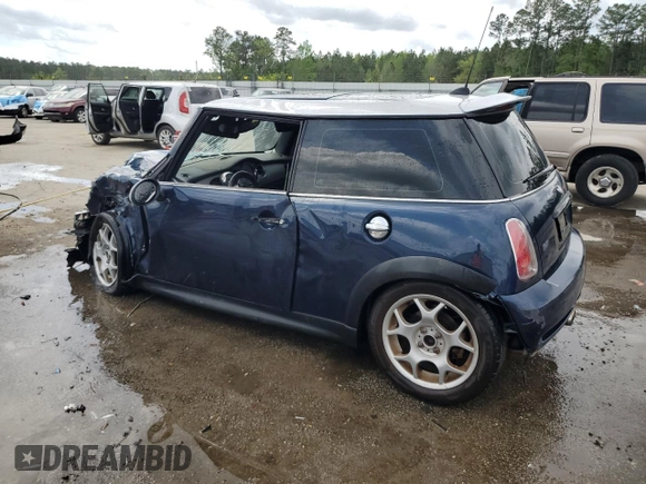 2006 MINI Hardtop S z VIN WMWRE335X6TL20674, wystawiony jako Copart lot #51828915 z przebiegiem Nie podano mil oraz Nie do naprawy • Non repairable. Historia ofert i sprzedaży dostępna na DreamBid. Obrazek 2.