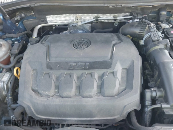 2019 Volkswagen Tiguan SE with VIN 3VV3B7AX2KM006055, listed as a IAAI auction lot 42023713 with 83,570 mi miles and . Bid and sale history available at DreamBid. Image 10.