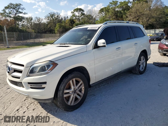 2013 Mercedes-Benz GL 450 z VIN 4JGDF7CE7DA181111, wystawiony jako Copart lot #44963555 z przebiegiem 114 517 mil mil oraz Czysty tytuł • Clean title. Historia ofert i sprzedaży dostępna na DreamBid. Obrazek 1.