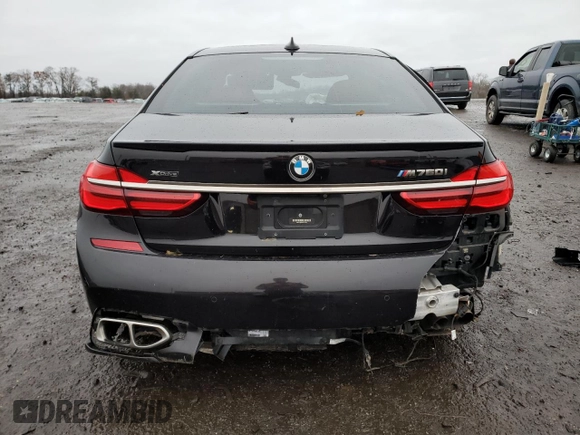 2018 BMW 7 Series M760i xDrive with VIN WBA7H6C58JG614544, listed as a Copart auction lot 70382702 with 0 mi miles. Bid and sale history available at carsss.com. Image 6.