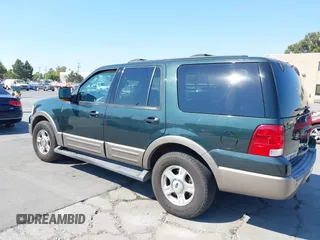 2003 Ford Expedition Eddie Bauer z VIN 1FMFU18L43LA58341, wystawiony jako IAAI lot #42686978 z przebiegiem 237 507 mil mil oraz . Historia ofert i sprzedaży dostępna na DreamBid. Obrazek 3.