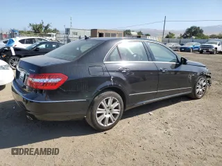2012 Mercedes-Benz E 350 Luxury with VIN WDDHF8JB7CA625435, listed as a Copart auction lot 60158045 with 100,092 mi miles and Salvage title. Bid and sale history available at DreamBid. Image 3.