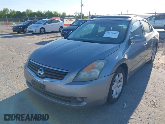 2007 Nissan Altima 2.5 S with VIN 1N4AL21E27N423263, listed as a IAAI auction lot 42049782 with 163,945 mi miles. Bid and sale history available at carsss.com. Image 14.