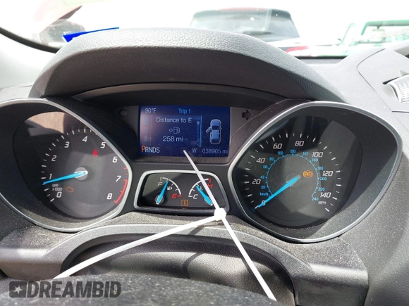 2014 Ford Escape SE with VIN 1FMCU0GX5EUA58458, listed as a IAAI auction lot 42057481 with 38,905 mi miles. Bid and sale history available at carsss.com. Image 7.