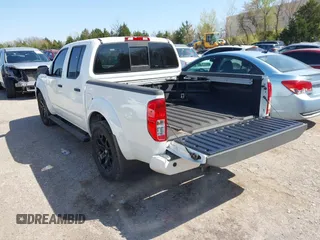 2021 Nissan Frontier SV z VIN 1N6ED0EA4MN704865, wystawiony jako IAAI lot #41990731 z przebiegiem 13 329 mil mil oraz . Historia ofert i sprzedaży dostępna na DreamBid. Obrazek 3.