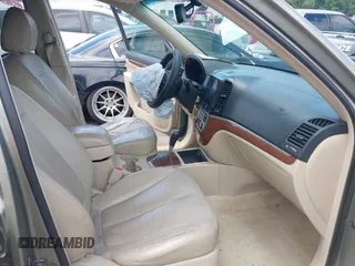 2007 Hyundai Santa Fe SE with VIN 5NMSH13E77H128941, listed as a IAAI auction lot 42641419 with 209,159 mi miles and . Bid and sale history available at DreamBid. Image 5.