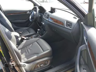 2017 Audi Q3 Premium Plus z VIN WA1HCCFS7HR001054, wystawiony jako IAAI lot #41583344 z przebiegiem 79 330 mil mil oraz . Historia ofert i sprzedaży dostępna na DreamBid. Obrazek 5.