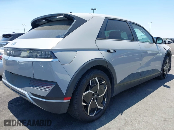 2022 Hyundai Ioniq 5 SEL with VIN KM8KN4AE6NU061618, listed as a IAAI auction lot 42609674 with 72,323 mi miles and . Bid and sale history available at DreamBid. Image 4.