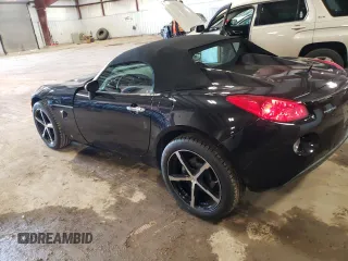 2008 Pontiac Solstice z VIN 1G2MB35B88Y123215, wystawiony jako Copart lot #56426295 z przebiegiem 30 425 mil mil oraz Czysty tytuł • Clean title. Historia ofert i sprzedaży dostępna na DreamBid. Obrazek 2.