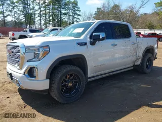 2020 GMC Sierra 1500 Denali with VIN 1GTU9FEL7LZ152659, listed as a IAAI auction lot 41662492 with 101,222 mi miles. Bid and sale history available at carsss.com. Image 17.