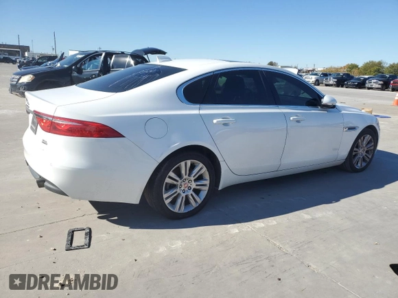 2016 Jaguar XF 35t Premium with VIN SAJBJ4BV4GCY21571, listed as a Copart auction lot 81919884 with 161,299 mi miles and Clean Title. Bid and sale history available at carsss.com. Image 3.