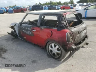 2008 MINI Hardtop with VIN WMWMF33538TU68160, listed as a Copart auction lot 61145425 with Not provided miles and Non repairable. Bid and sale history available at DreamBid. Image 2.