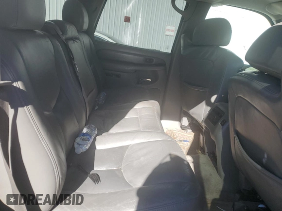 2005 GMC Yukon Denali z VIN 1GKEK63U35J228887, wystawiony jako Copart lot #68141304 z przebiegiem 238 024 mil mil oraz Szkoda całkowita • Salvage title. Historia ofert i sprzedaży dostępna na DreamBid. Obrazek 11.