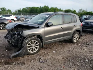 2015 Volkswagen Tiguan S z VIN WVGBV7AX3FW576231, wystawiony jako Copart lot #56566175 z przebiegiem Nie podano mil oraz Szkoda całkowita • Salvage title. Historia ofert i sprzedaży dostępna na DreamBid. Obrazek 1.