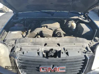 2009 GMC Yukon z VIN 1GKFC23089R176400, wystawiony jako Copart lot #88582875 z przebiegiem 198 600 mil mil oraz Czysty tytuł • Clean title. Historia ofert i sprzedaży dostępna na DreamBid. Obrazek 12.