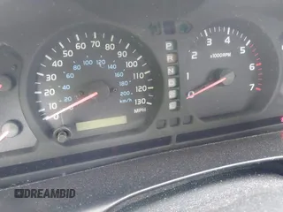 2001 Toyota Land Cruiser z VIN JTEHT05J812001099, wystawiony jako IAAI lot #42057630 z przebiegiem Nie podano mil oraz . Historia ofert i sprzedaży dostępna na DreamBid. Obrazek 14.