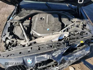 2022 BMW 4 Series M440i xDrive z VIN WBA13AW05NFL96789, wystawiony jako Copart lot #42176485 z przebiegiem Nie podano mil oraz Szkoda całkowita • Salvage title. Historia ofert i sprzedaży dostępna na DreamBid. Obrazek 12.