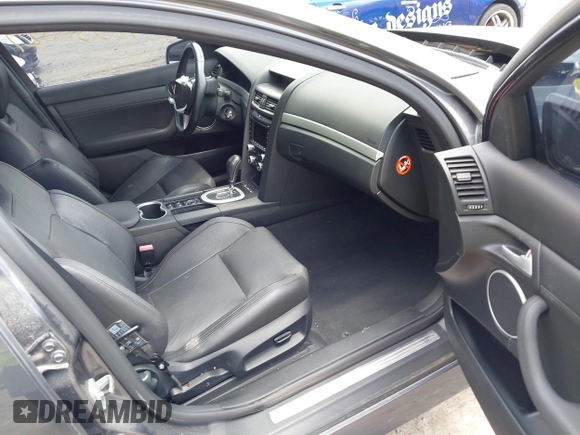 2008 Pontiac G8 GT z VIN 6G2EC57Y28L124035, wystawiony jako IAAI lot #42330027 z przebiegiem 82 106 mil mil oraz . Historia ofert i sprzedaży dostępna na DreamBid. Obrazek 5.