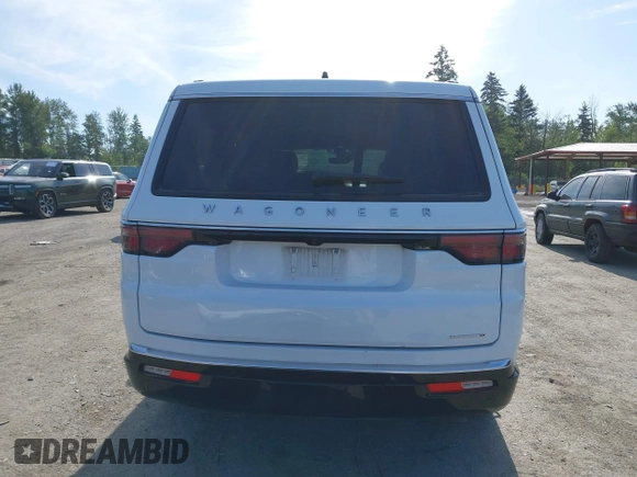 2024 Jeep Wagoneer Series III z VIN 1C4SJVDP7RS168391, wystawiony jako IAAI lot #42463575 z przebiegiem 25 216 mil mil oraz . Historia ofert i sprzedaży dostępna na DreamBid. Obrazek 17.
