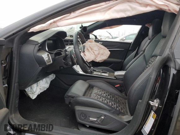 2021 Audi RS 7 z VIN WUAPCBF28MN901560, wystawiony jako Copart lot #84767714 z przebiegiem Nie podano mil oraz Szkoda całkowita • Salvage title. Historia ofert i sprzedaży dostępna na DreamBid. Obrazek 7.