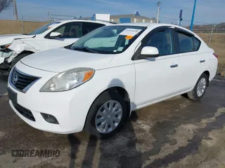 2012 Nissan Versa SV with VIN 3N1CN7AP1CL917560, listed as a IAAI auction lot 41503638 with 155,077 mi miles. Bid and sale history available at carsss.com. Image 2.