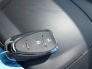 2022 Chevrolet Equinox LT z VIN 3GNAXKEV2NL193429, wystawiony jako IAAI lot #42134153 z przebiegiem 62 934 mil mil oraz . Historia ofert i sprzedaży dostępna na DreamBid. Obrazek 11.