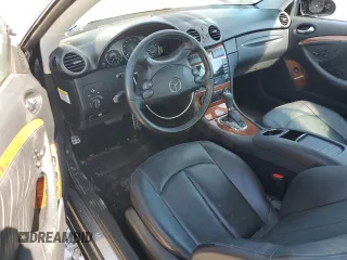 2008 Mercedes-Benz CLK 350 with VIN WDBTJ56H48F254273, listed as a Copart auction lot 70273324 with 111,821 mi miles and Salvage Title. Bid and sale history available at carsss.com. Image 8.
