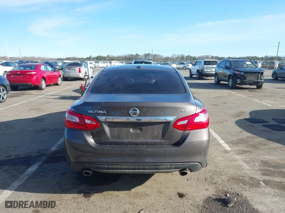 2017 Nissan Altima 2.5 SR with VIN 1N4AL3AP9HC133798, listed as a IAAI auction lot 41582890 with 57,440 mi miles. Bid and sale history available at carsss.com. Image 16.