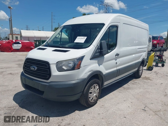 2018 Ford Transit с VIN 1FTYR2CG8JKA03392, выставлен на аукционе IAAI как лот 42525654 с пробегом 218 383 миль миль и . История ставок и продаж доступна на DreamBid. Изображение 2.